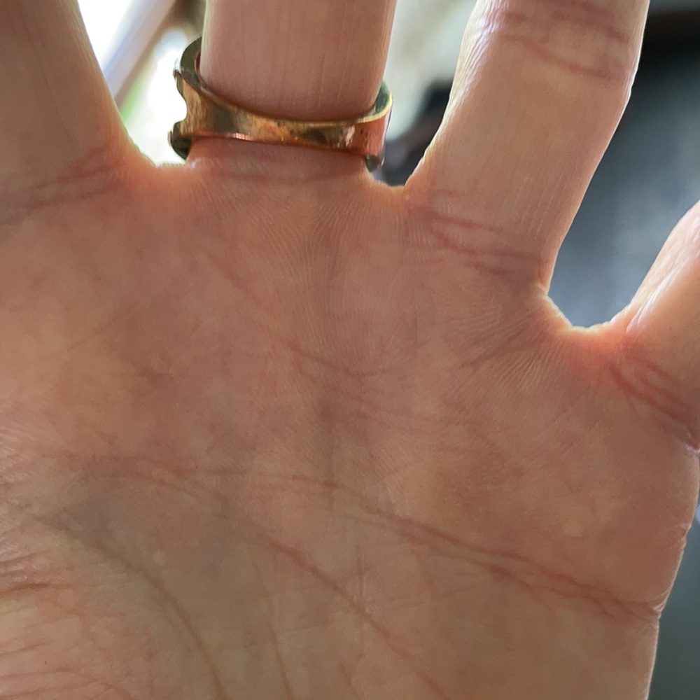 Forever 21 Ring - Picture 3 of 3